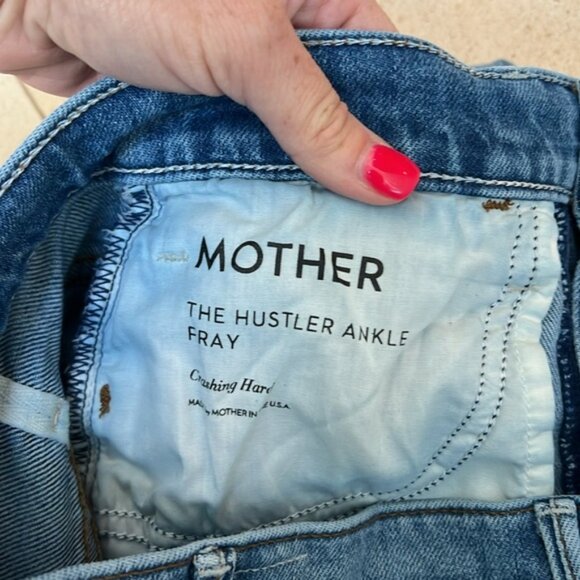 LIKE NEW Mother Superior The Hustler Ankle Fray Jeans in Crushing Hard - Picture 6 of 8